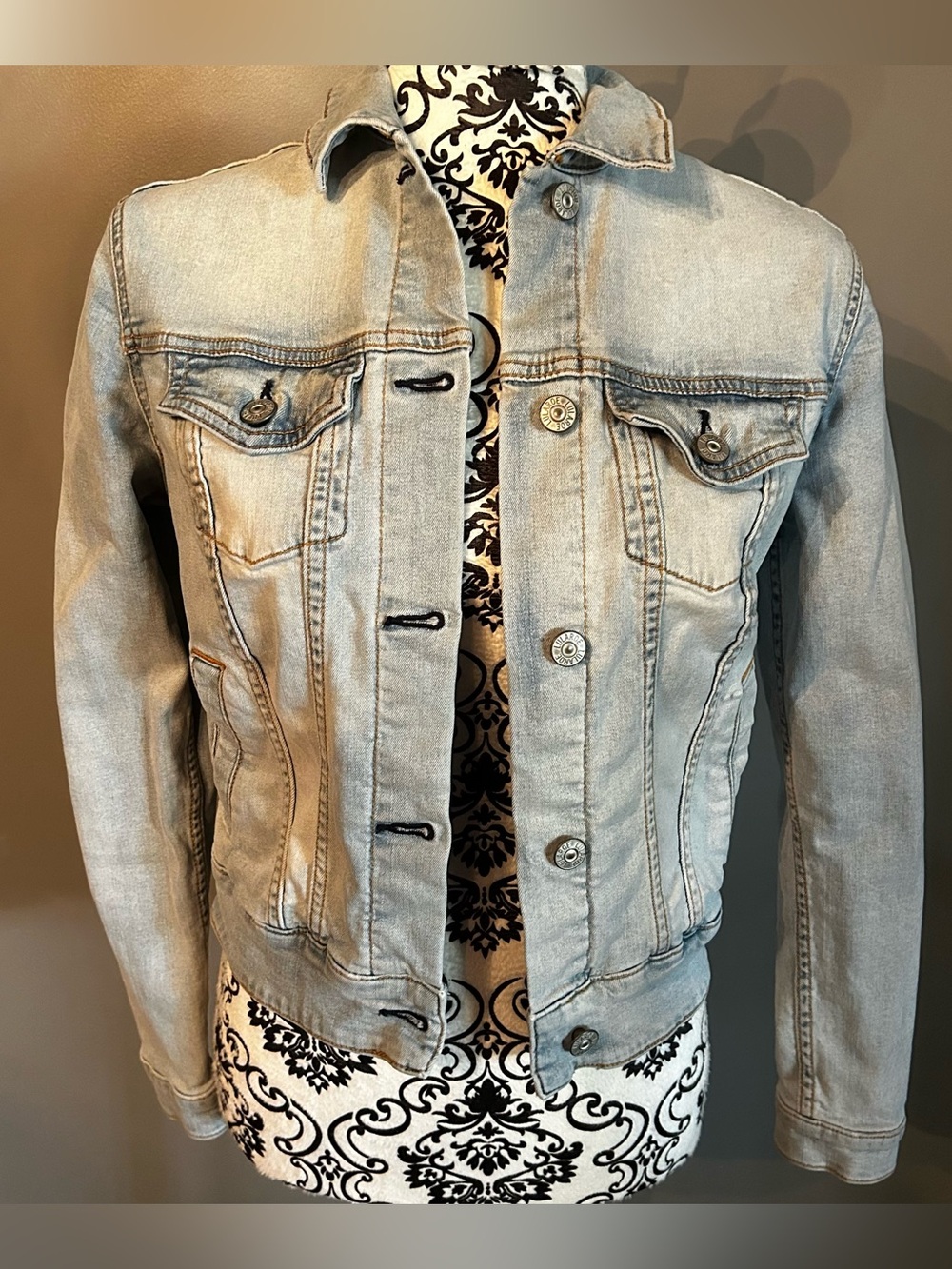 Nwt Small Lularoe Harvey denim jacket